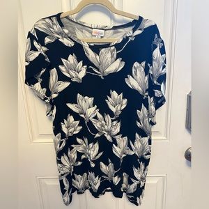 Lularoe Olive Shirt XL